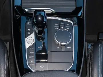X3 xDrive30eA M Sportpaket HUD Kamera AHK Navi