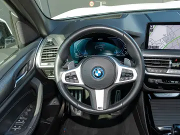X3 xDrive30eA M Sportpaket HUD Kamera AHK Navi