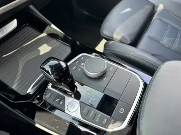 X3 xDrive30e M Sportpaket Innovationspaket Head 