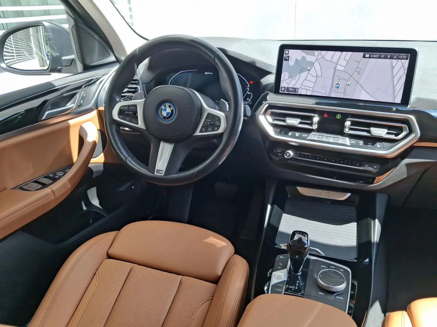 X3 xDrive30e LED Navi HUD AHK Pano SHZ DrivAs