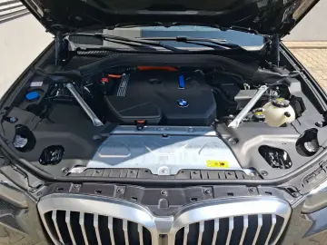 X3 xDrive30e LED Navi HUD AHK Pano SHZ DrivAs