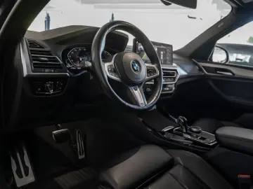 X3 xDrive 20d M-Sport PANO AHK HUD LASER LED SHZ
