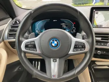 X3 xDrive 30e M-Sport HUD Pano HiFi Laser Komfor