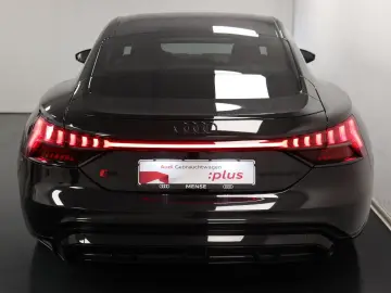 RS e-tron GT quattro |Matrix|Luft|LM