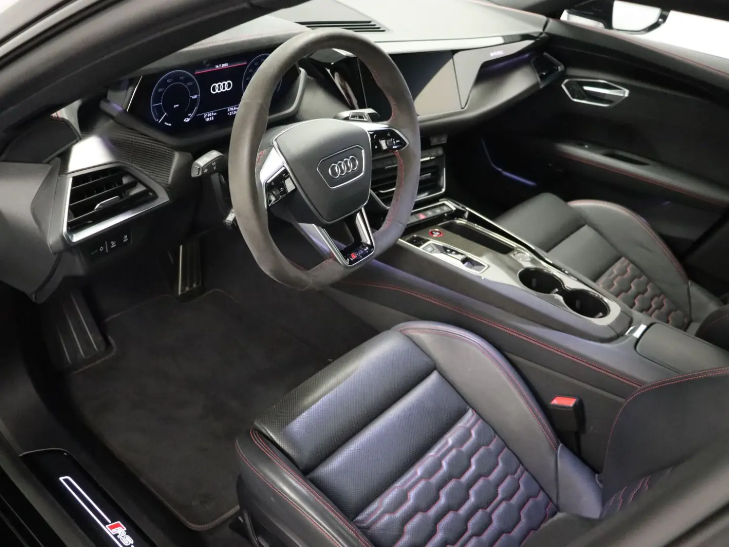 RS e-tron GT quattro |Matrix|Luft|LM