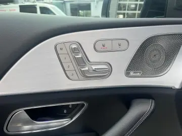 GLE 300 d 4M AMG+NIGHT+MBEAM+BURMESTER+360°+AIRM