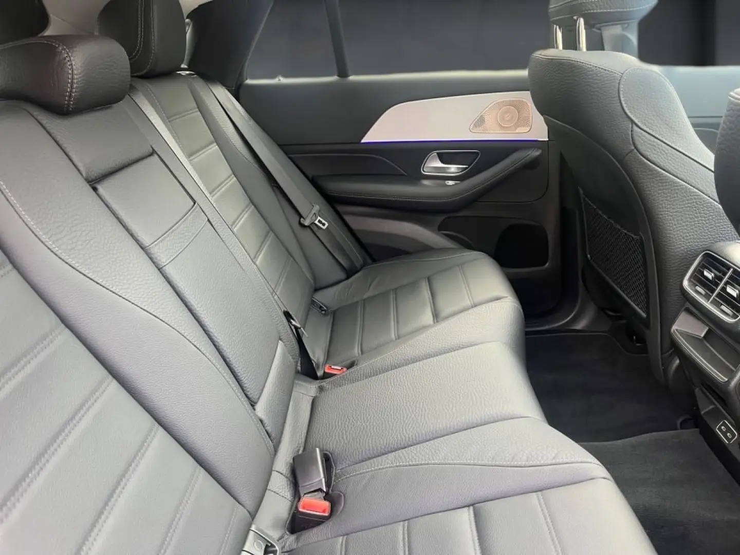 GLE 300 d 4M AMG+NIGHT+MBEAM+BURMESTER+360°+AIRM