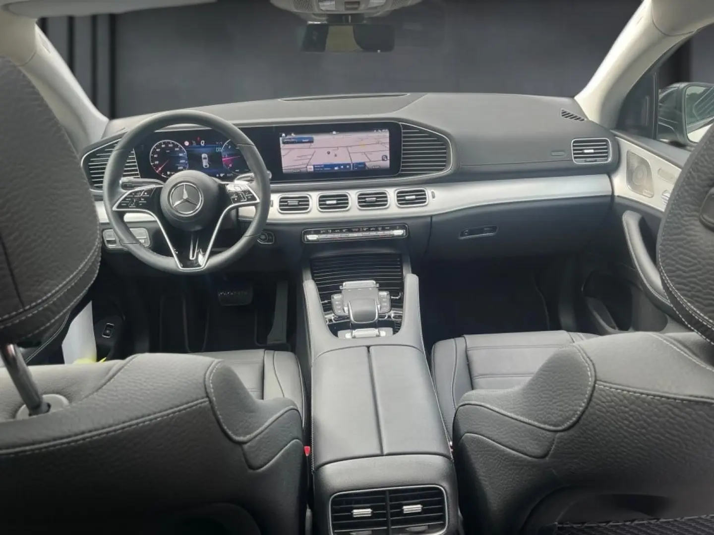 GLE 300 d 4M AMG+NIGHT+MBEAM+BURMESTER+360°+AIRM