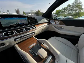 GLE 350 d 4M Coupé AMG+Pano+Burmester+AIRMATIC