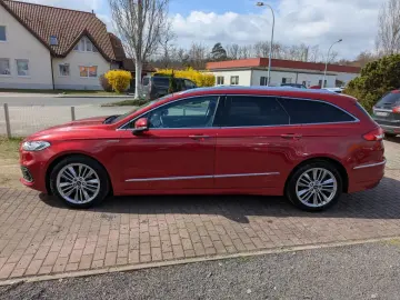 Mondeo 187PS Hybrid VIGNALE Pannoradach ACC