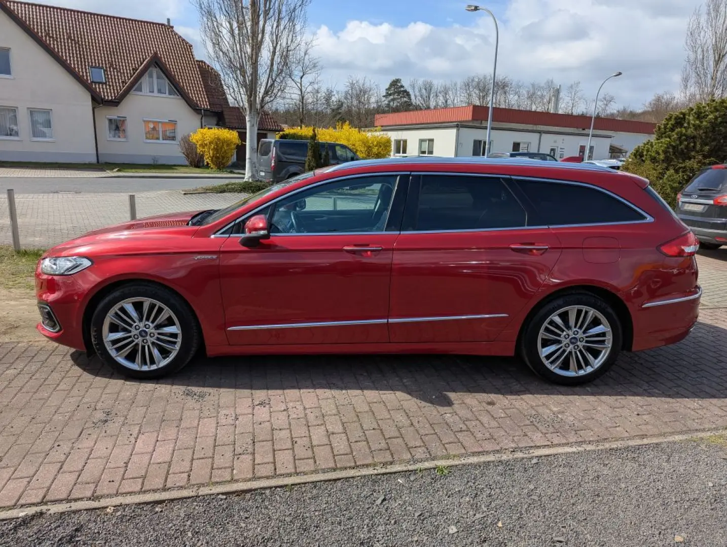 Mondeo 187PS Hybrid VIGNALE Pannoradach ACC