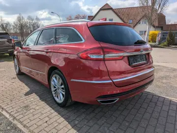 Mondeo 187PS Hybrid VIGNALE Pannoradach ACC