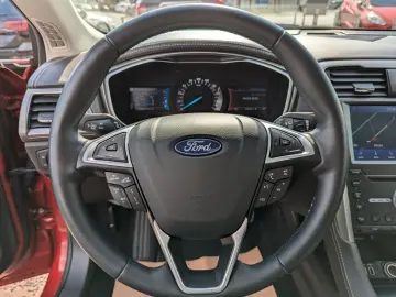 Mondeo 187PS Hybrid VIGNALE Pannoradach ACC