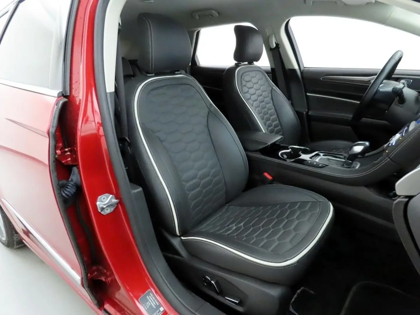 Mondeo Turnier 2.0 Hybrid Vignale LED+ACC+PPS