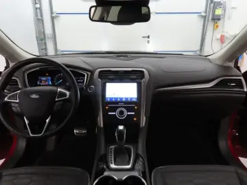 Mondeo Turnier 2.0 Hybrid Vignale LED+ACC+PPS
