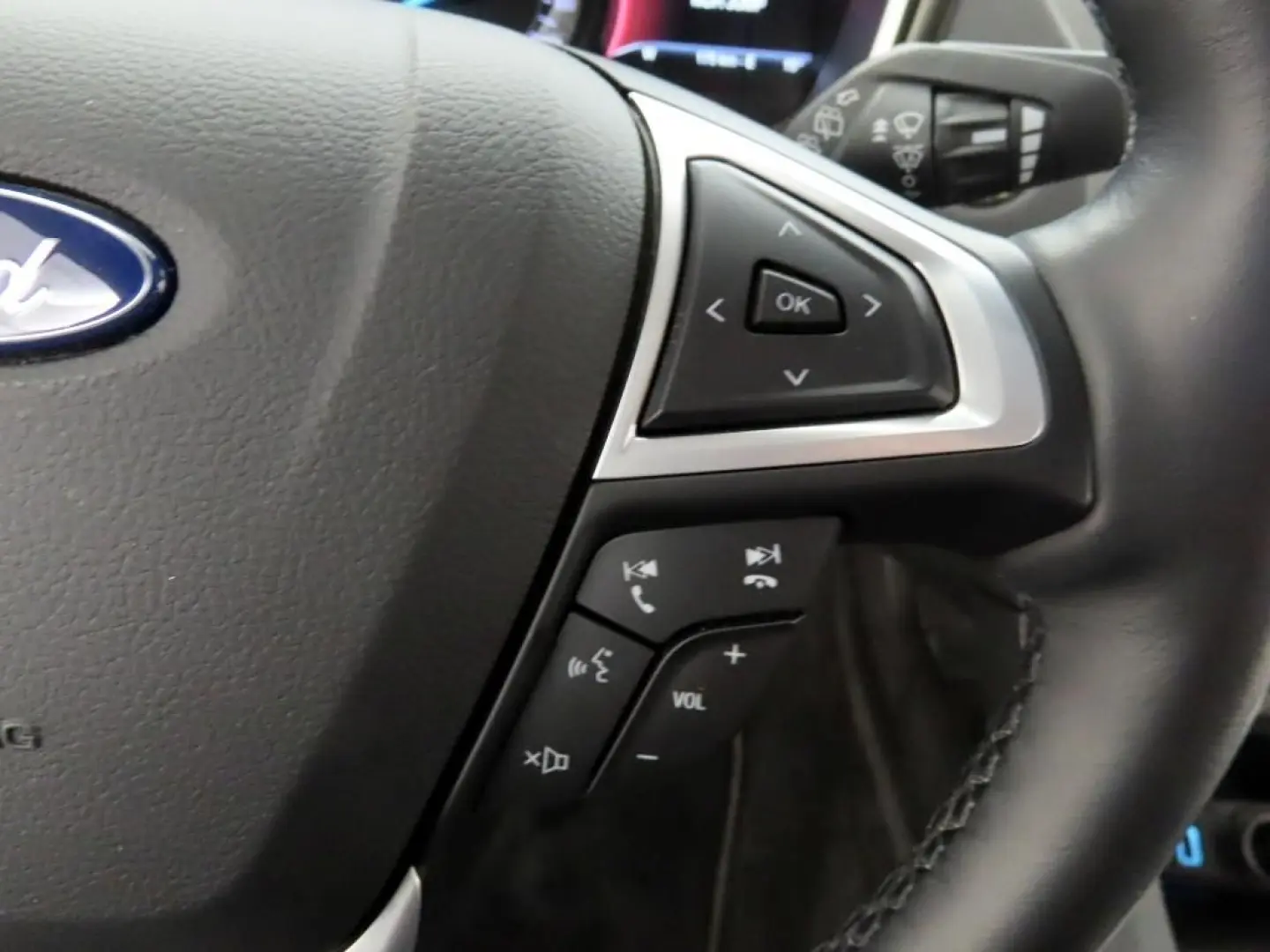 Mondeo Turnier 2.0 Hybrid Vignale LED+ACC+PPS