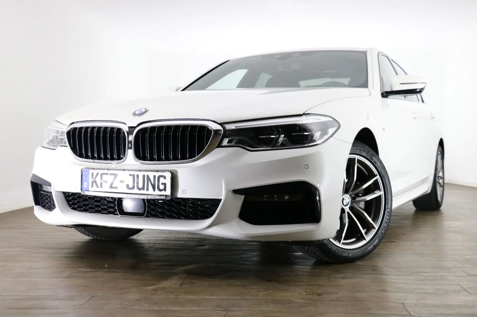 520 d M Sport *Standhz*Leder*LED*Kamera*MwSt*