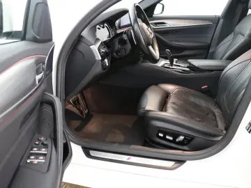 520 d M Sport *Standhz*Leder*LED*Kamera*MwSt*
