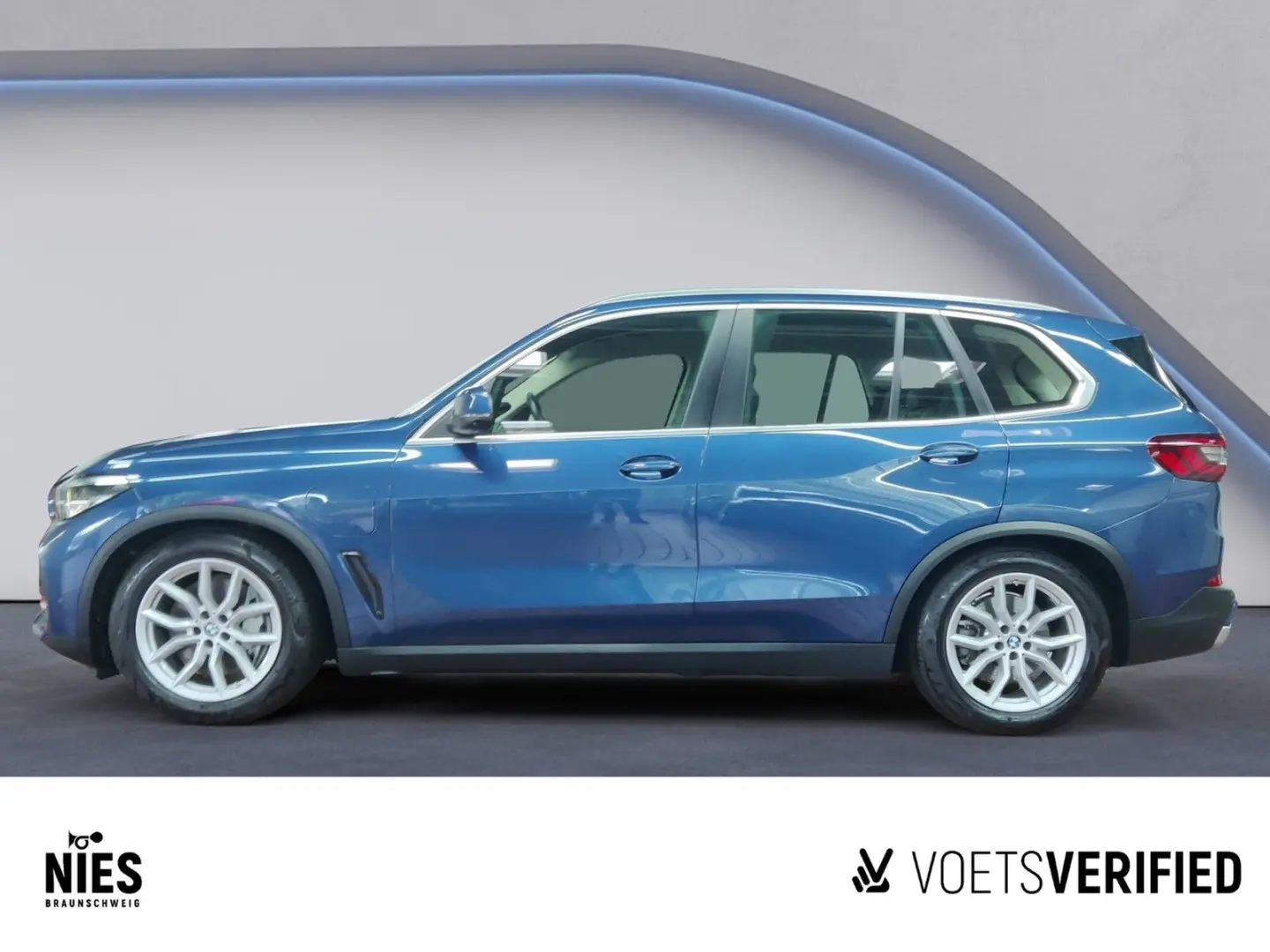 X5 xDrive45e Steptronic PANO+AHK+PDC