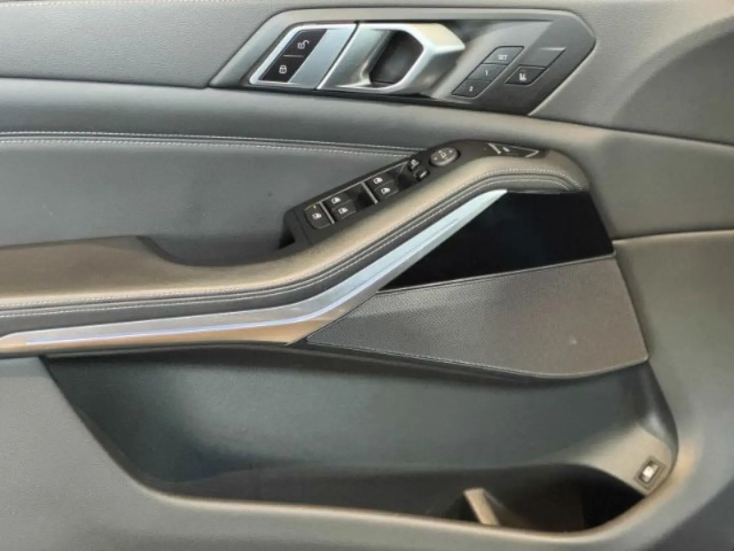 X5 xDrive45e Laserlicht+HUD+Pano+Memory