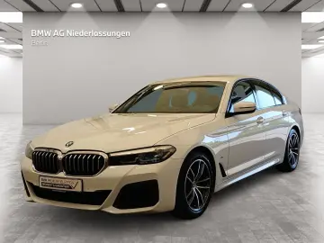 520d Limousine M Sport LiveCockpitProf Head-Up