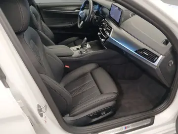 520d Limousine M Sport LiveCockpitProf Head-Up