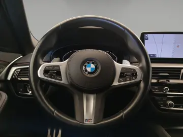 520d Limousine M Sport LiveCockpitProf Head-Up