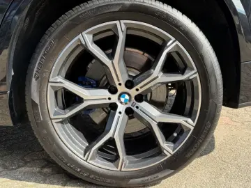 X5 xDRIVE 45E AHK Pano HUD Bowers & Wilkins Luft