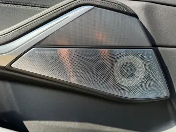 X5 xDRIVE 45E AHK Pano HUD Bowers & Wilkins Luft