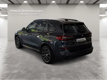 X5 xDrive45e M Sport AHK LiveCockpitProf Kamera