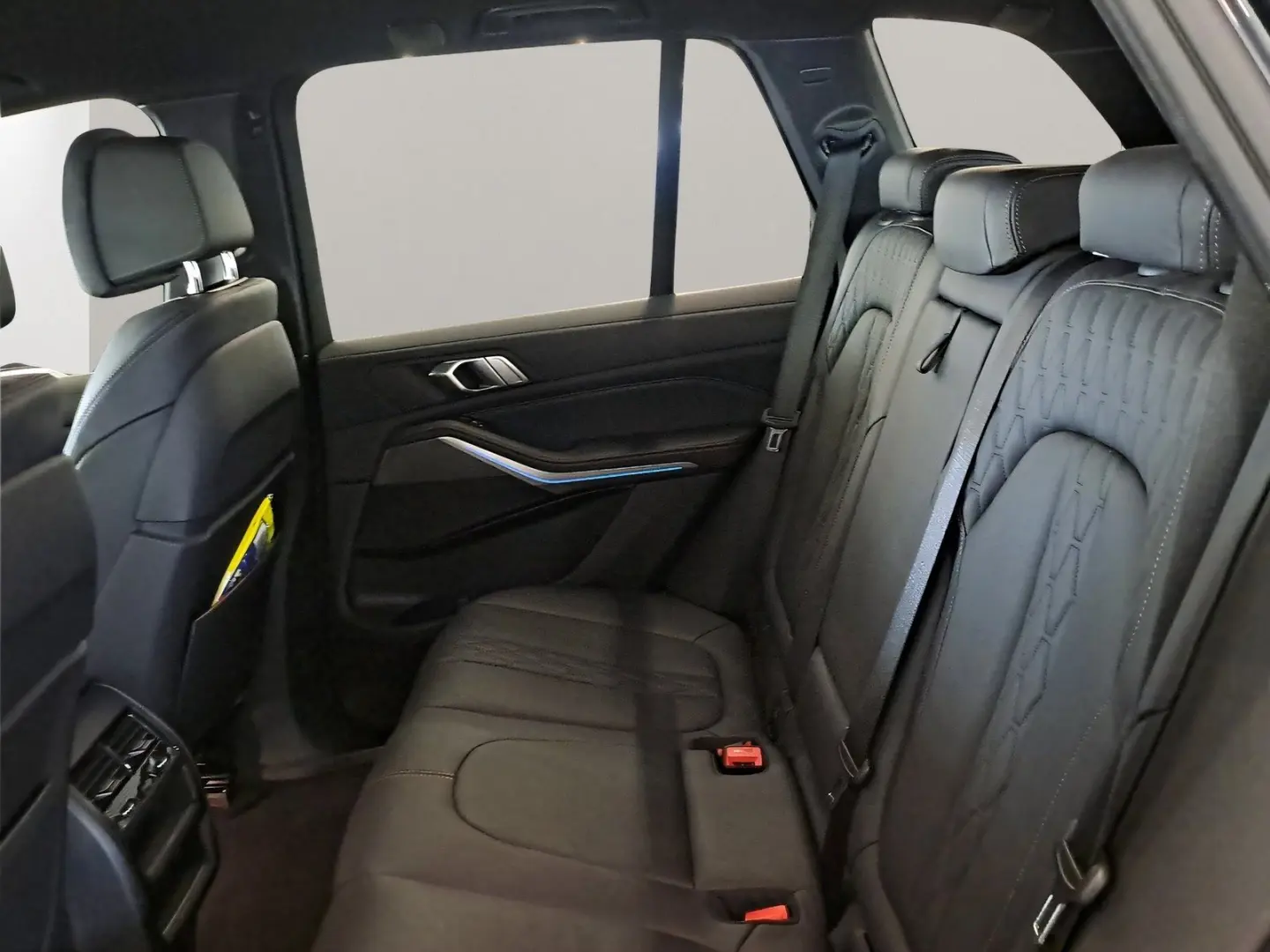 X5 xDrive45e M Sport AHK LiveCockpitProf Kamera