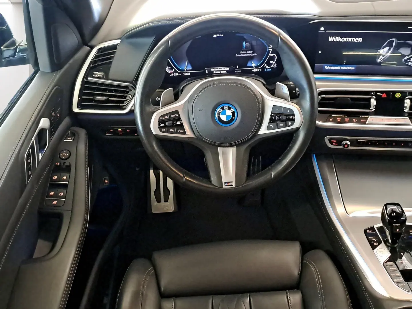 X5 xDrive45e M Sport AHK LiveCockpitProf Kamera