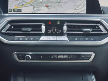 X5 xDrive45e M Sportpaket HiFi DAB LED WLAN AHK