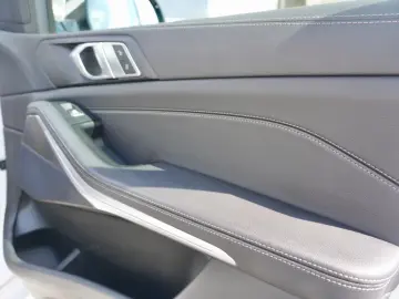 X5 xDrive45e M Sportpaket HiFi DAB LED WLAN AHK