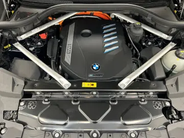 X5 xDrive45e M Sport LiveCockpitProf Head-Up