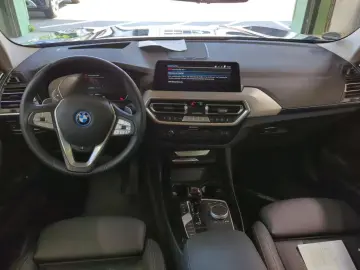 X3 xDrive30e xDrive Inno 360° AHK Pano S-Dach Sp
