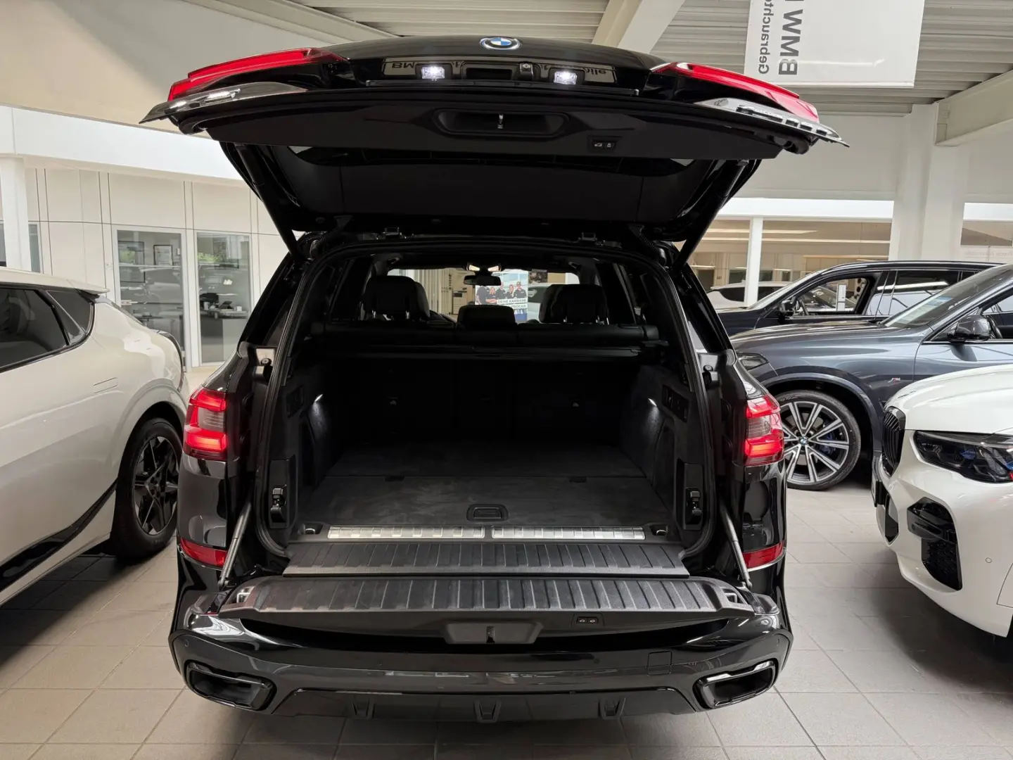 X5 xDrive45e Komf Integral AHK Pano Laser DAB Hi