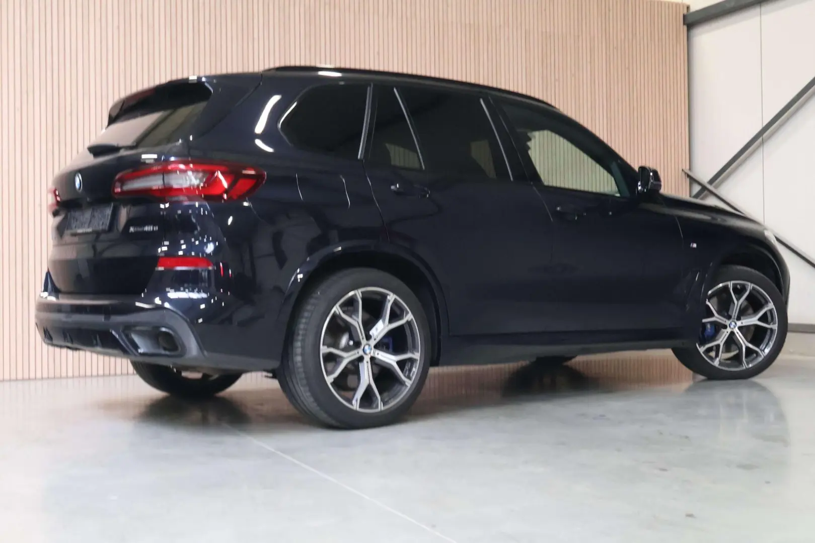 X5 X5 xDrive45e| M-pakket| AHK| HUD| DAB| Pano| 