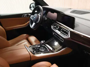 X5 X5 xDrive45e| M-pakket| AHK| HUD| DAB| Pano| 