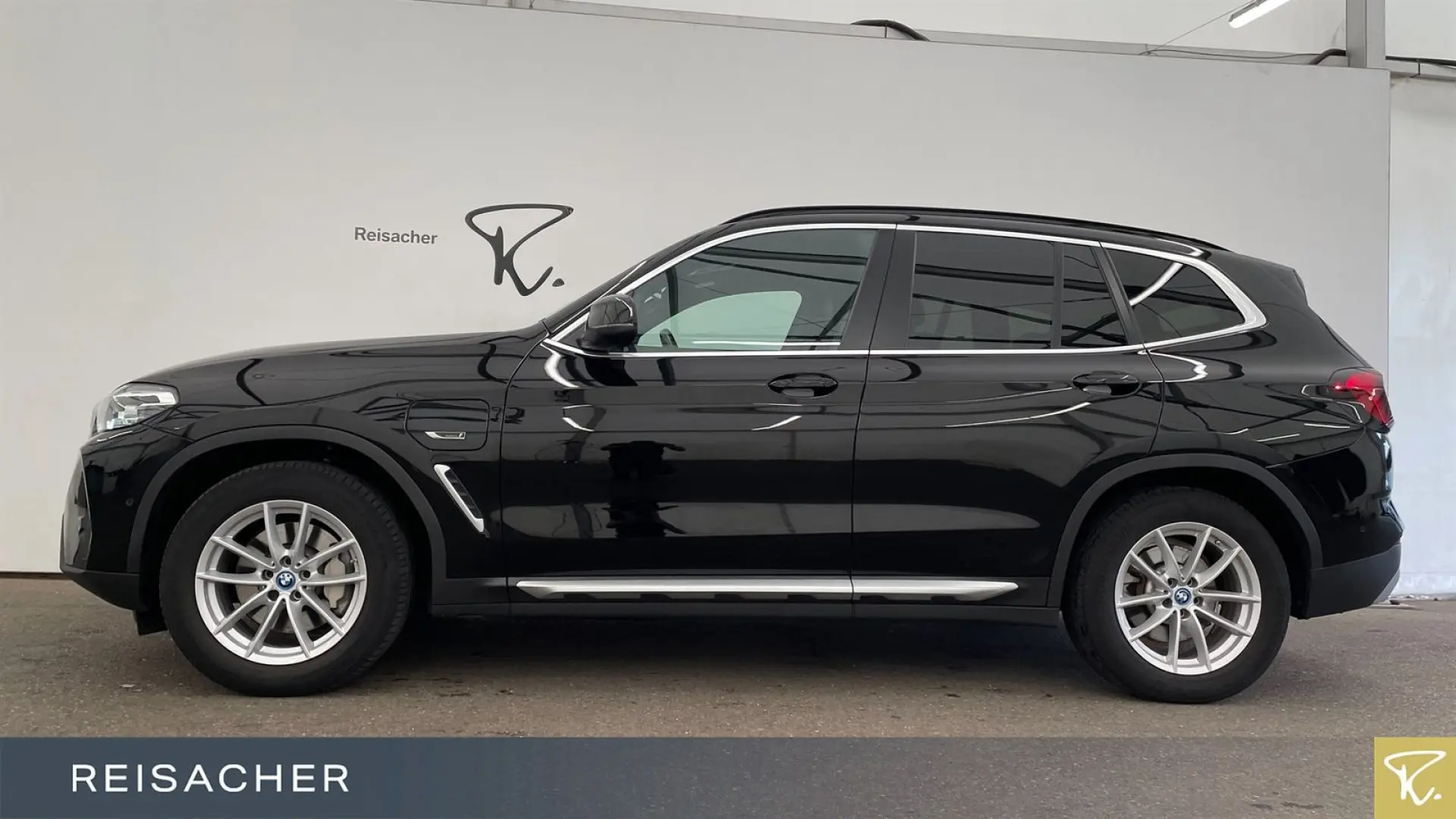 X3 xDrive 30e A AHK,Autom