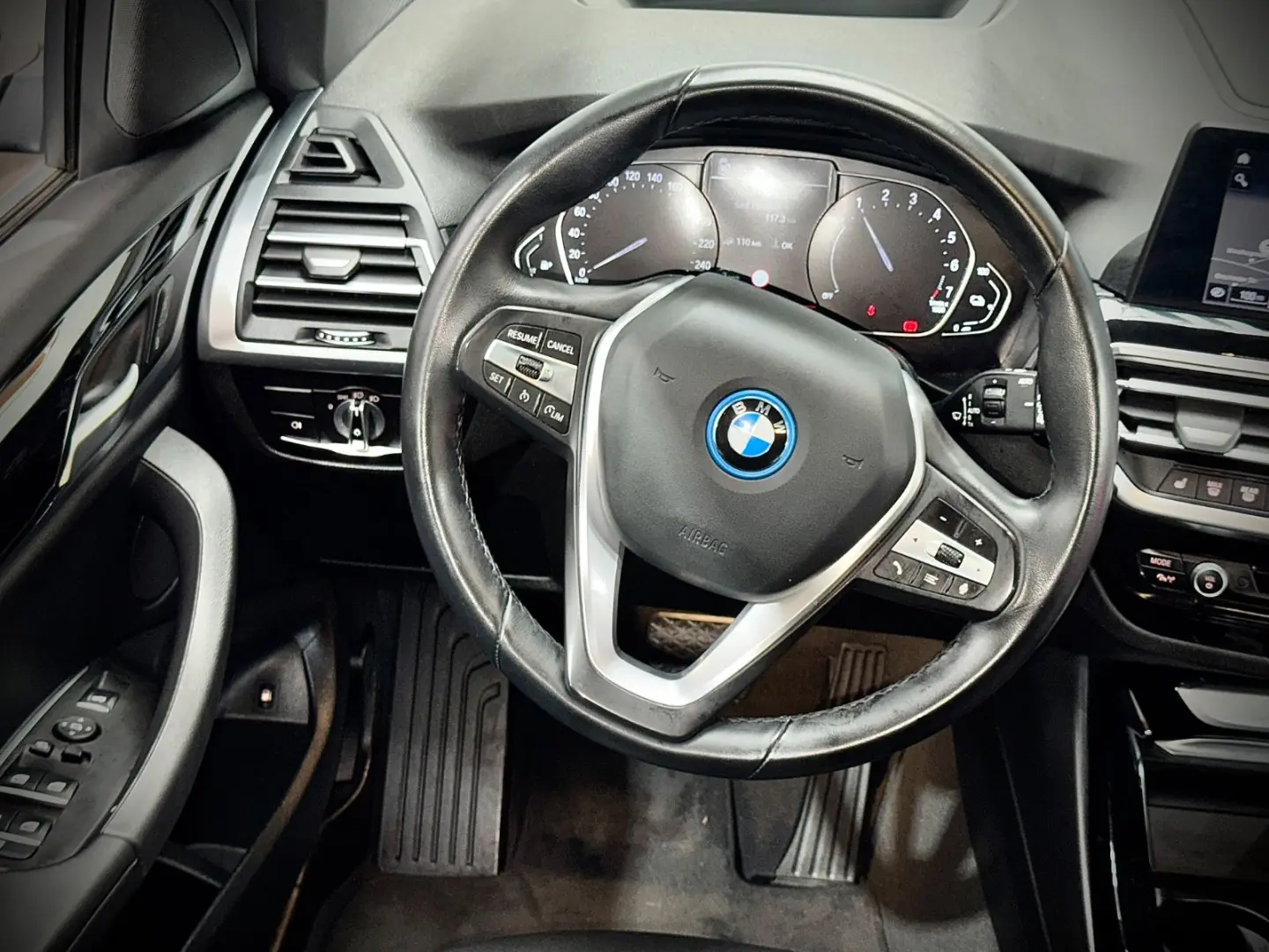 X3*xDRIVE*30e*HiFi*VOLL-LEDER*CONNECTED*DAB*