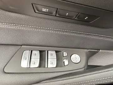 545e xDrive A M Sportpaket Head-Up HK HiFi DAB