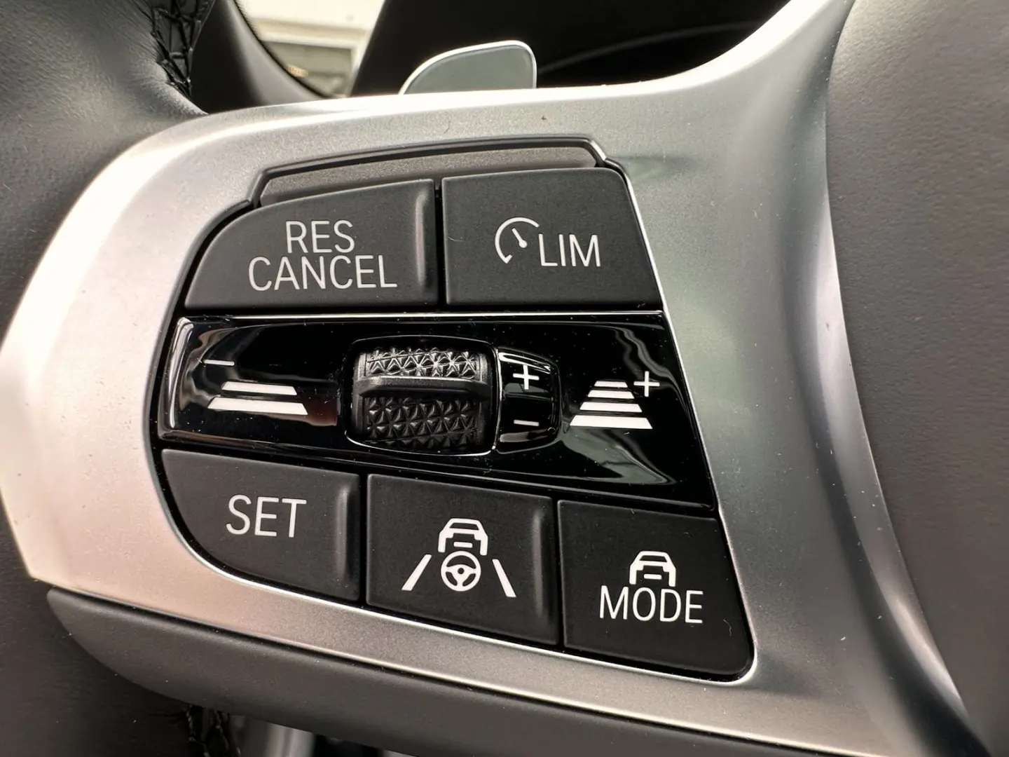 545e xDrive A M Sportpaket Head-Up HK HiFi DAB