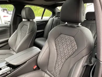545e xDrive A M Sportpaket Head-Up HK HiFi DAB