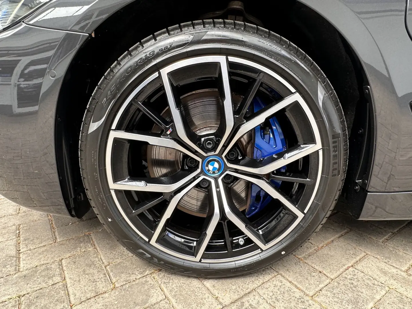 545e xDrive A M Sportpaket Head-Up HK HiFi DAB