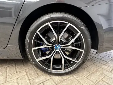 545e xDrive A M Sportpaket Head-Up HK HiFi DAB