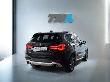 X3 xDrive 30e PANORAMA LASER HeadUp LEDER HiFi