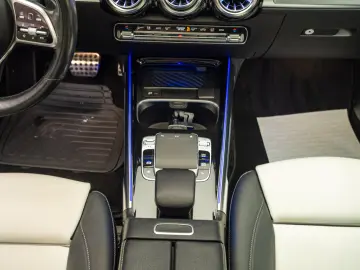 Mercedes-Benz GLB 250 4MATIC AMG