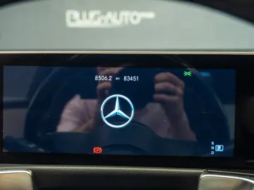 Mercedes-Benz GLB 250 4MATIC AMG