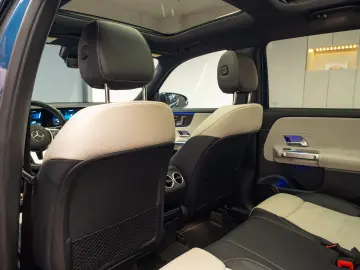 Mercedes-Benz GLB 250 4MATIC AMG